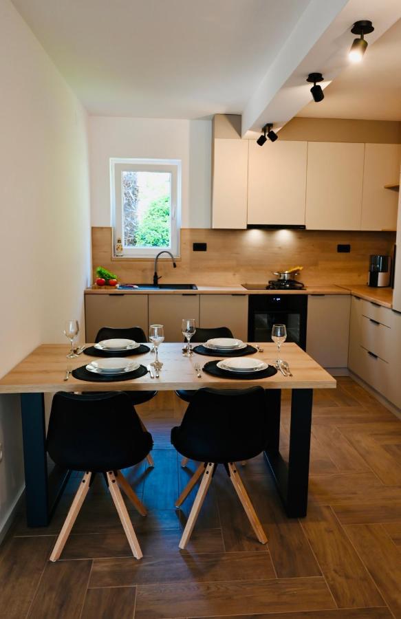 Adorable Holiday Apartment Malinska Dış mekan fotoğraf